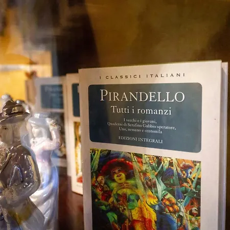 Couette-café Pirandello - Margherita Agrigente