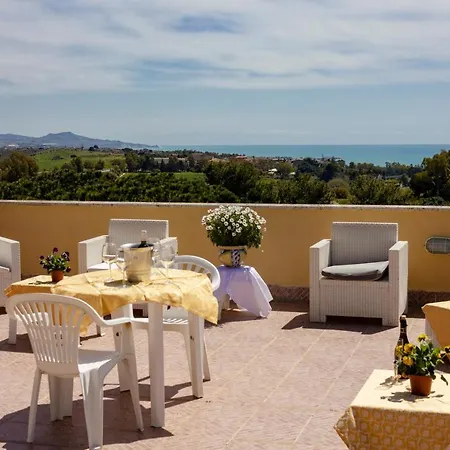 Bed & Breakfast Pirandello - Margherita 2*